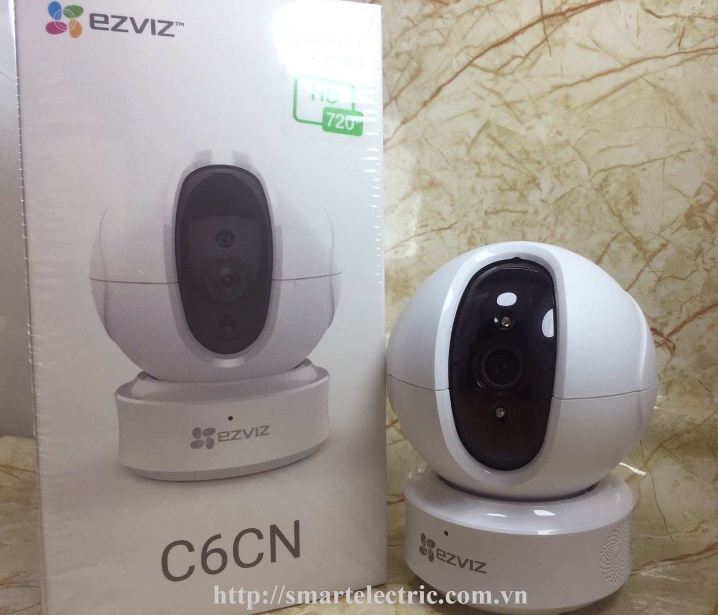 Camera Wifi thông minh EZVIZ C6CN- nhỏ gọn, lắp đặt đơn giản, giá cả hợp lý phù hợp với gia đình bạn